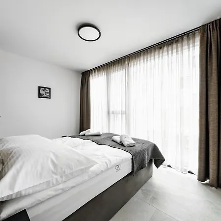 Lägenhet Platinium House & Basen-sauna Centrum