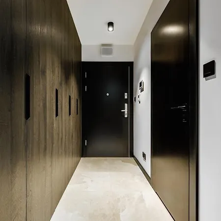 Platinium House & Basen-sauna Centrum * Lublin